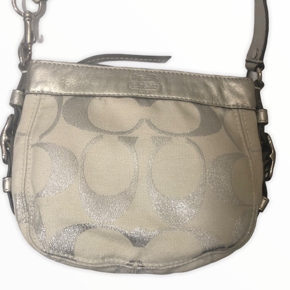 Coach white silver signature mini zippered bag - Picture 1 of 12